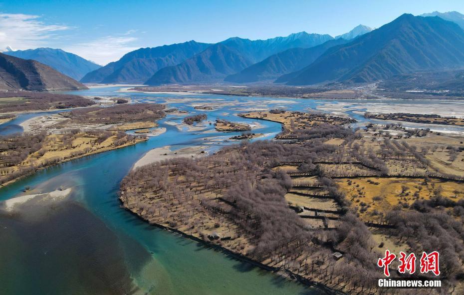 西藏雅尼国家湿地公园冬日风光