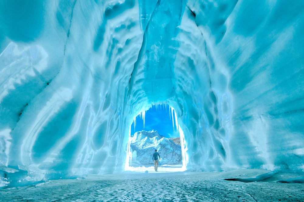 西藏：雪山冰川巍峨壮观