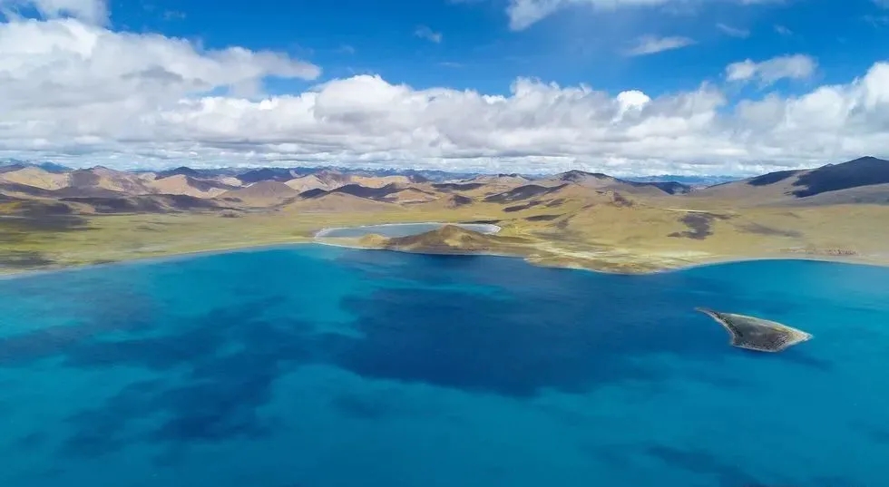 西藏山南这5个独特的小众湖泊，美如人间仙境！